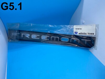Neu OEM Original Fiat Mopar Freemont hinten Logo Abzeichen Emblem K68100273AA
