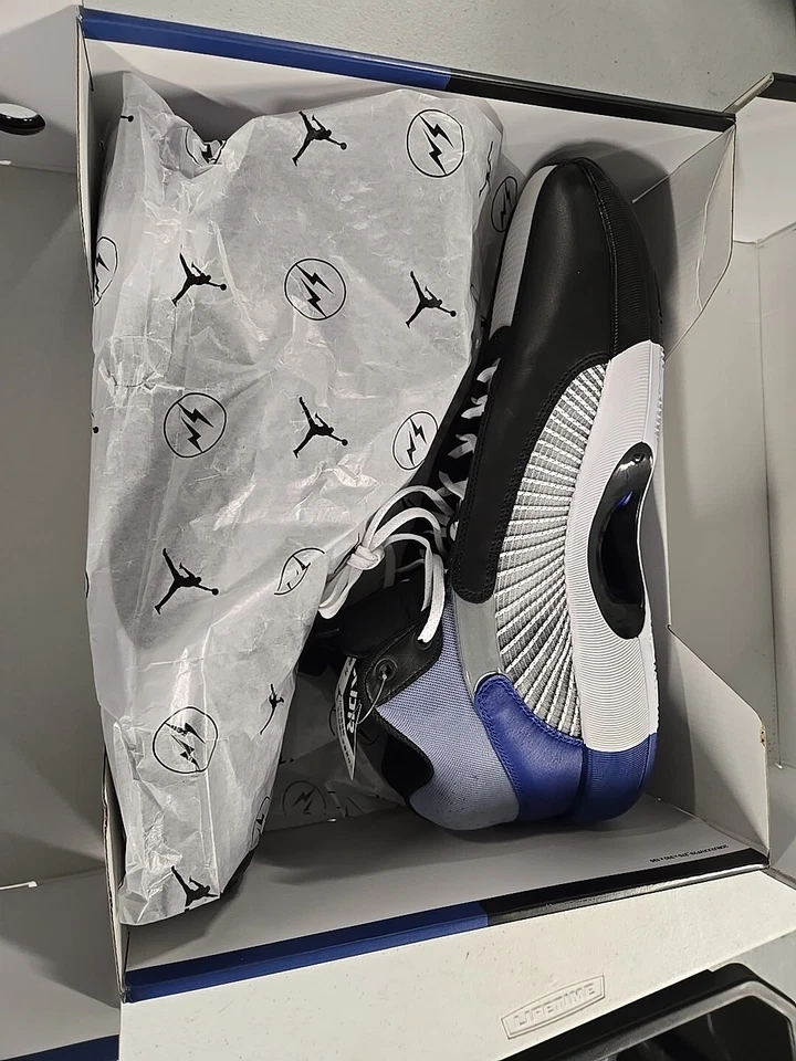 Talla 18 - Diseño Fragmento x Air Jordan 35 Gris Foto 4 de 4