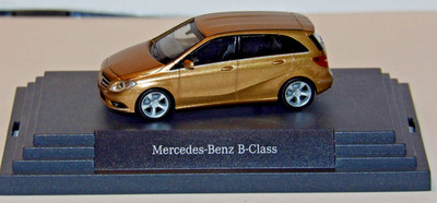 Herpa 1:87  - Mercedes-Benz B-Klasse (W246) - canyon-beige-metallic - OVP