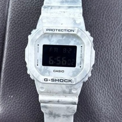 G-SHOCK DW-5600GC-7JF