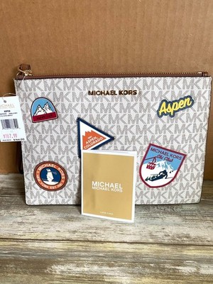 Michael Kors Aspen XL Wristlet MK Vanilla Ski Patch Zip Clutch NWT