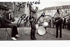 THE DOORS GUITARIST Robby Krieger autograph, signed photograph