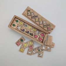 VTG 80's wooden painted Animal Dominoes Set of 28 Dominoes in wooden Box