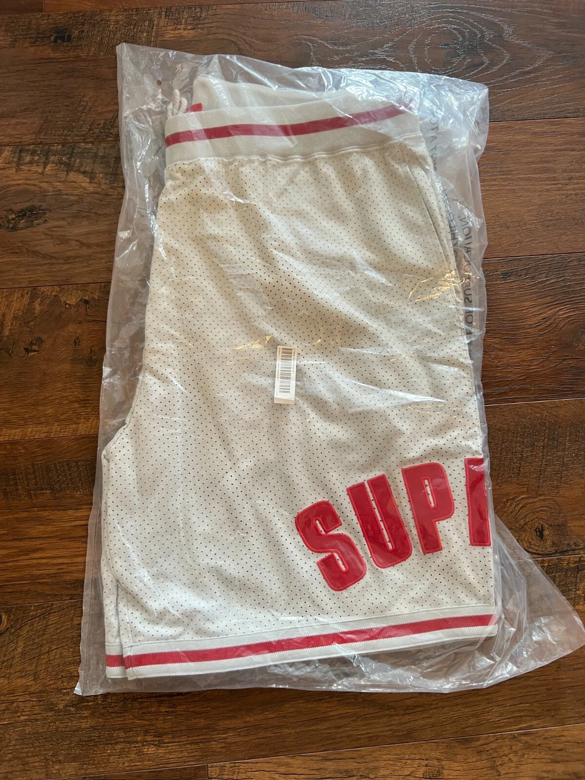 Short en maille ultrasuède Supreme SS24 XXL Gris  EN MAIN !!️