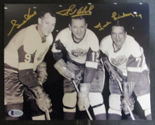 PRODUCTION LINE GORDIE HOWE SID ABEL TED LINDSAY SIGNED 8x10 PHOTO BECKETT LOA