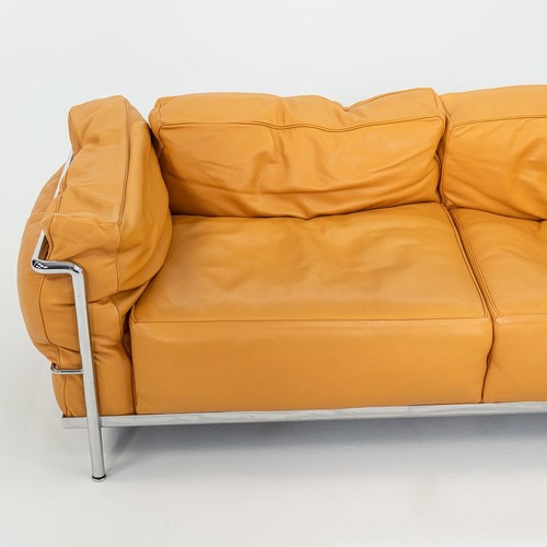 2010s Le Corbusier for Cassina LC3 Settee / Two Seat Sofa / Loveseat in Cognac - Picture 2 of 12