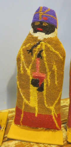Lot of 6 Vintage Handmade Needlepoint/Tapestry Nativity Figures - Picture 6 of 8
