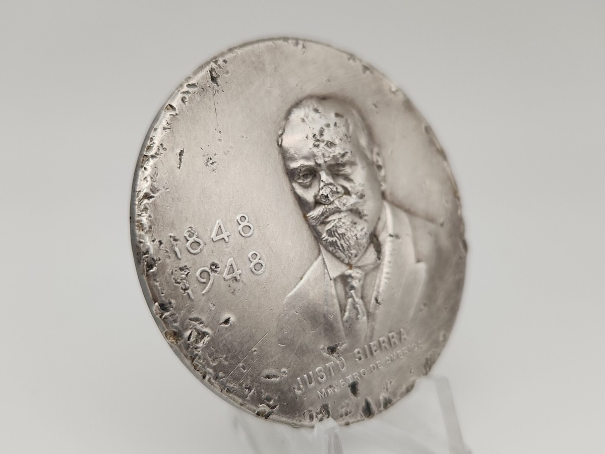 Mexican Memorabilia Justo Sierra Méndez Silver Toned Large Coin