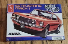 AMT '69 Mustang Mach 1 Model Kit 1:43