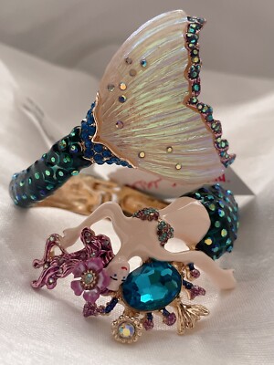 Crystal Rhinestones Betsey Johnson Bracelet NWT Betsey Johnson