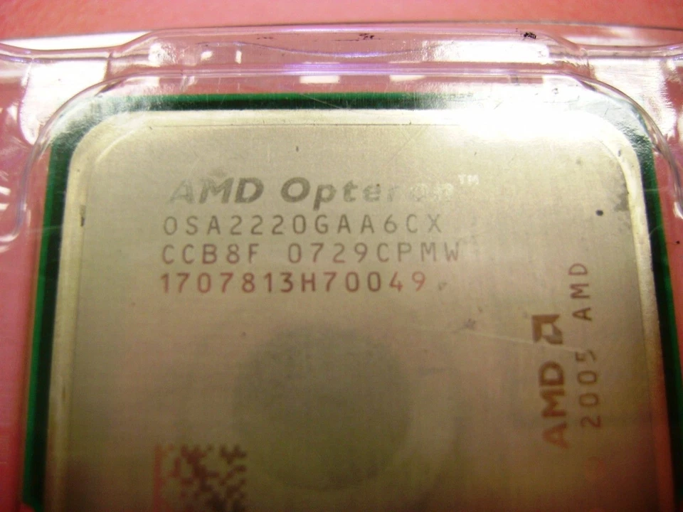 Sunfire X4200 AMD Opteron OSA2220GAA6CX 2M, 2.80 GHz, 1GHz 2200 2-Core Processor - Image 3 of 4