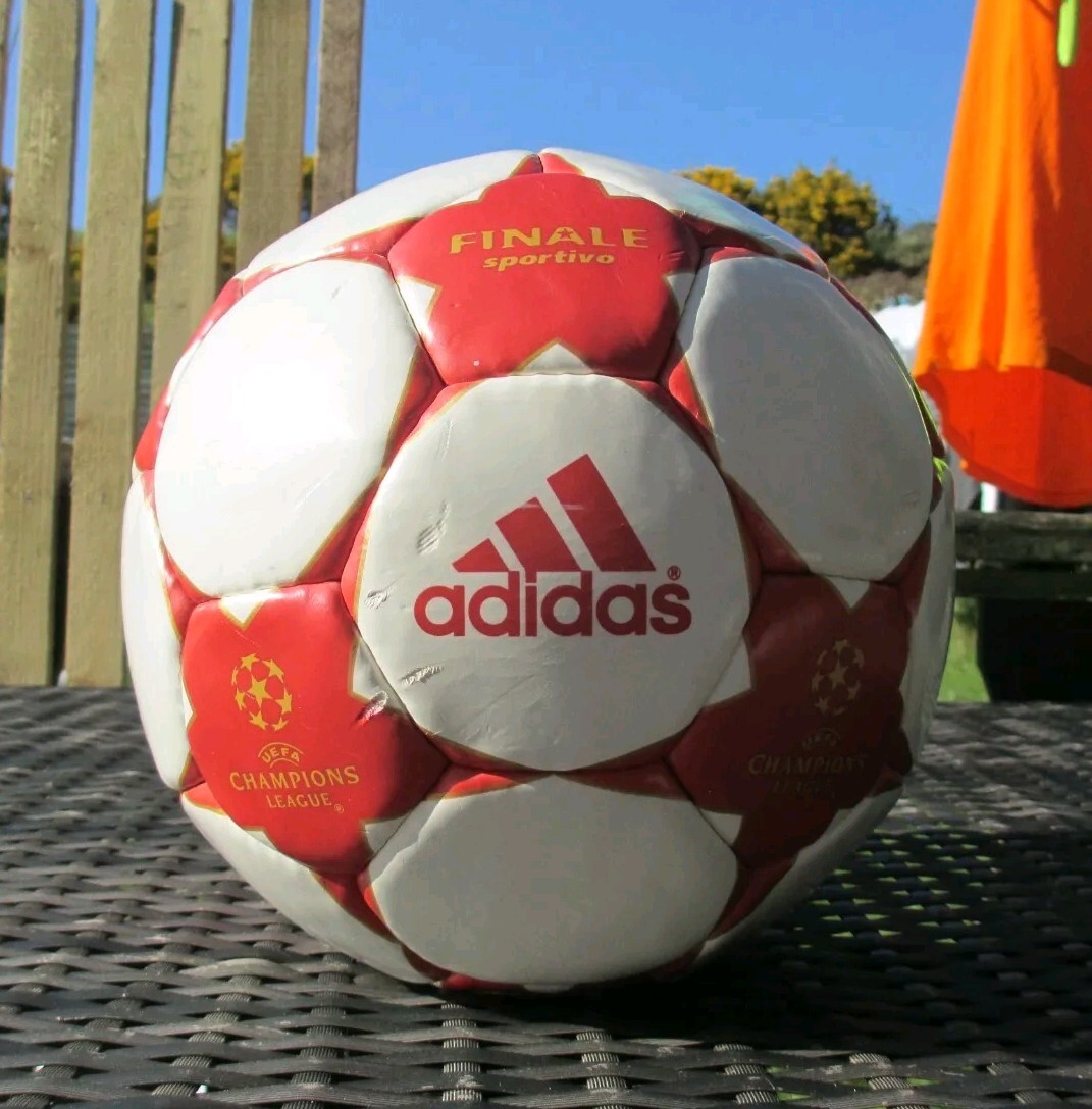 Adidas UEFA Champions League 2004/05 Finale 4 Official Adidas UEFA Champions League 2004/05 Finale 4 Official
