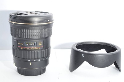 Very beautiful appearance, with hood Tokina AT-X 124 PRO DX II 12-24mm F4