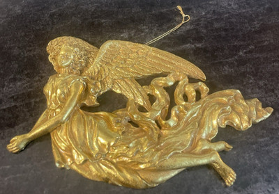 Vintage Angel Ornate Gold Gilded Hollywood Regency Large Wings Ornament 8.5x5.5 