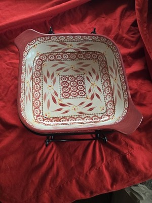 Temptations Cranberry Old World Square Baking Dish 2 QT With Wire Rack / Trivet