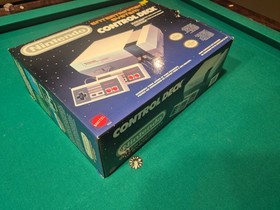 Nintendo NES Control Deck Console In Box / TESTED & WORKING - Good condition!