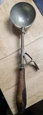 Gilchrist's Number 31 Ice Cream Scoop circa 1915-1940