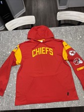 Nike Hoodie Mens L Red NFL Kansas City Chiefs On-Field Long Sleeve Therma-Fit