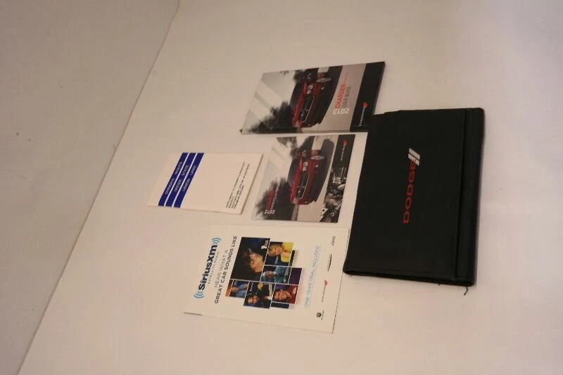 Dodge Charger 2013 manual del propietario  Foto 3 de 4