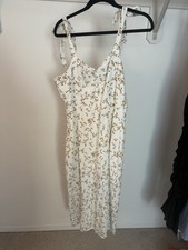MINKPINK White Floral Midi Dress Size Large Tie Strap Lined Cottagecore