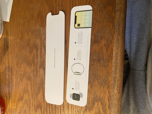 Apple Watch Series 4 Gray Aluminum Case with black Metal band - Picture 6 of 8