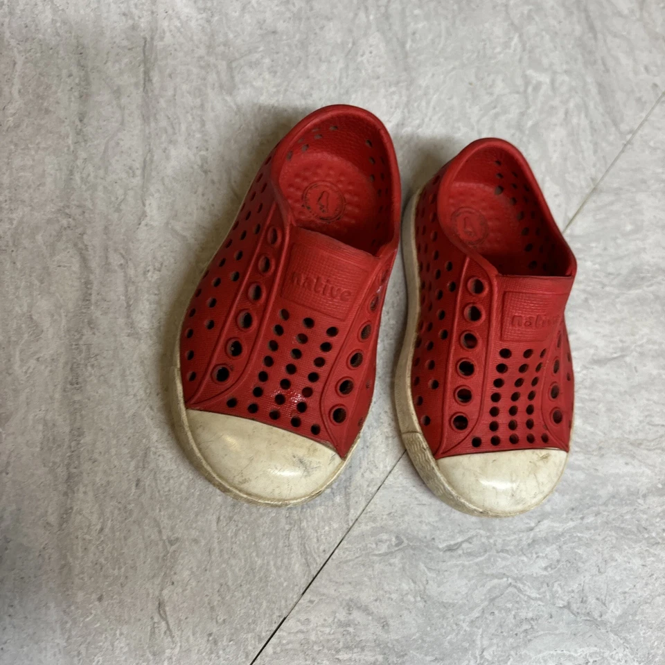 Native Toddler Boys Girls Kids Water Shoes Red Size C4 Summer 4 - Image 2 of 4