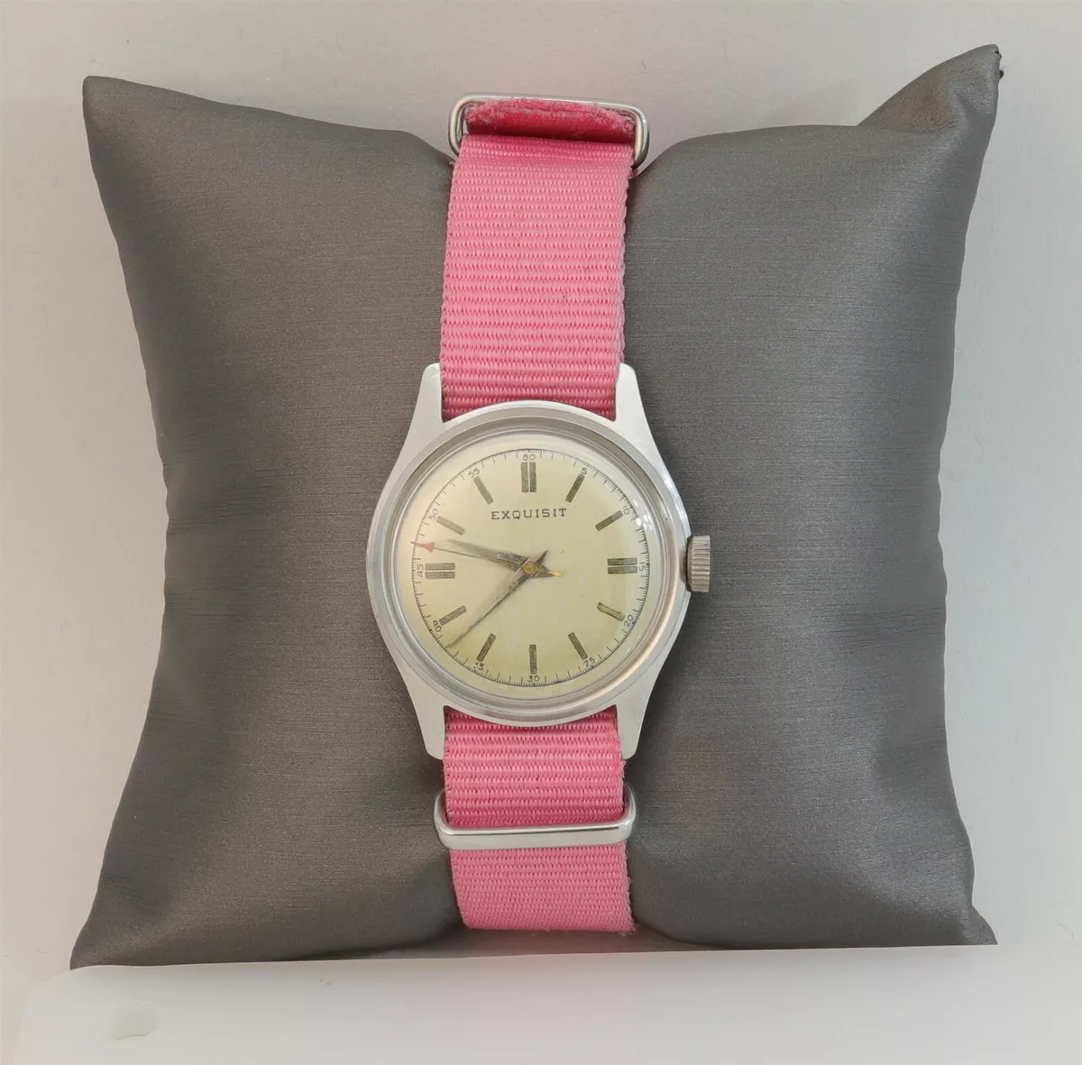 Pink nato best sale strap