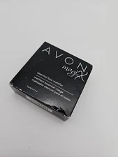 Avon magix Essential Face Mattifier - .3 oz - Mirrored Compact for primer face