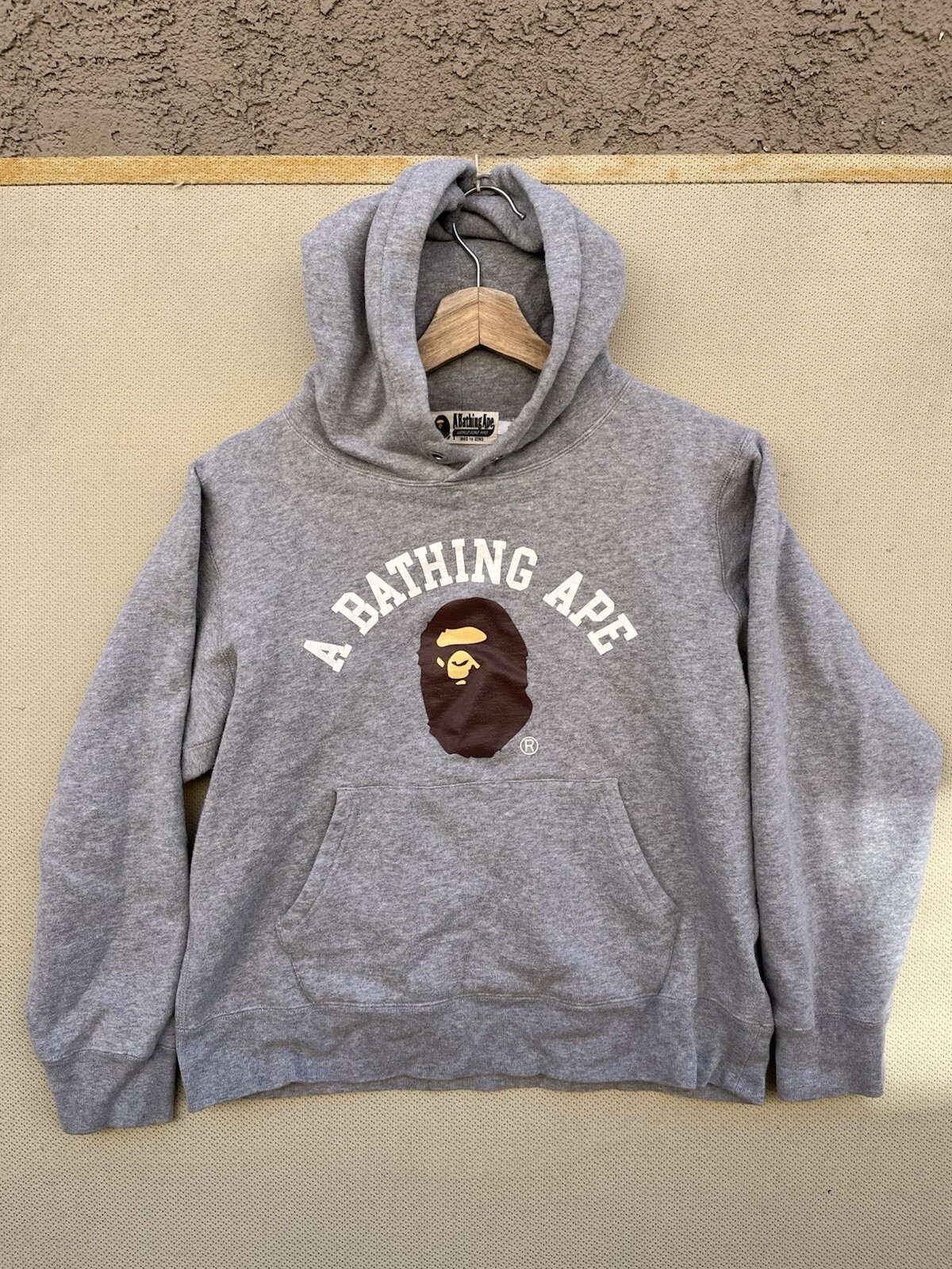 AWW magazine L'APÉRO SWEATSHIRT
