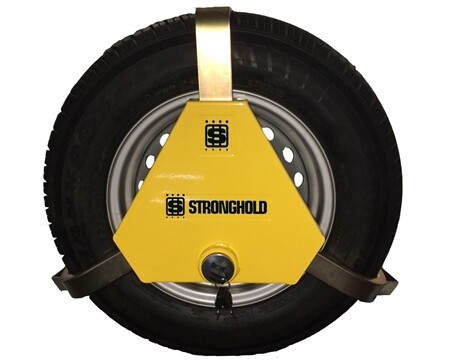 Stronghold Wheel Clamp Apex Triangular 15"" to 18"" for Trailers & Caravans SH5456