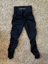SKINNIFY Women's Black Ankle Leggings with Ruffle Accents High Waist