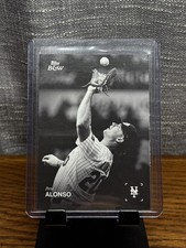 2025 Topps Black & White #088 Pete Alonso (Base) New York Mets