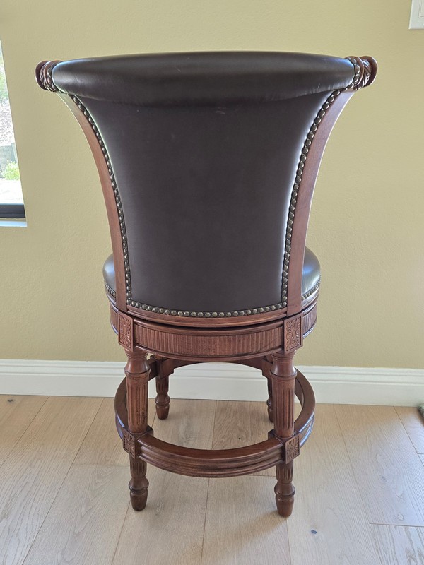 Brown Leather Barstools 2 Counter Height Hooker Great condition