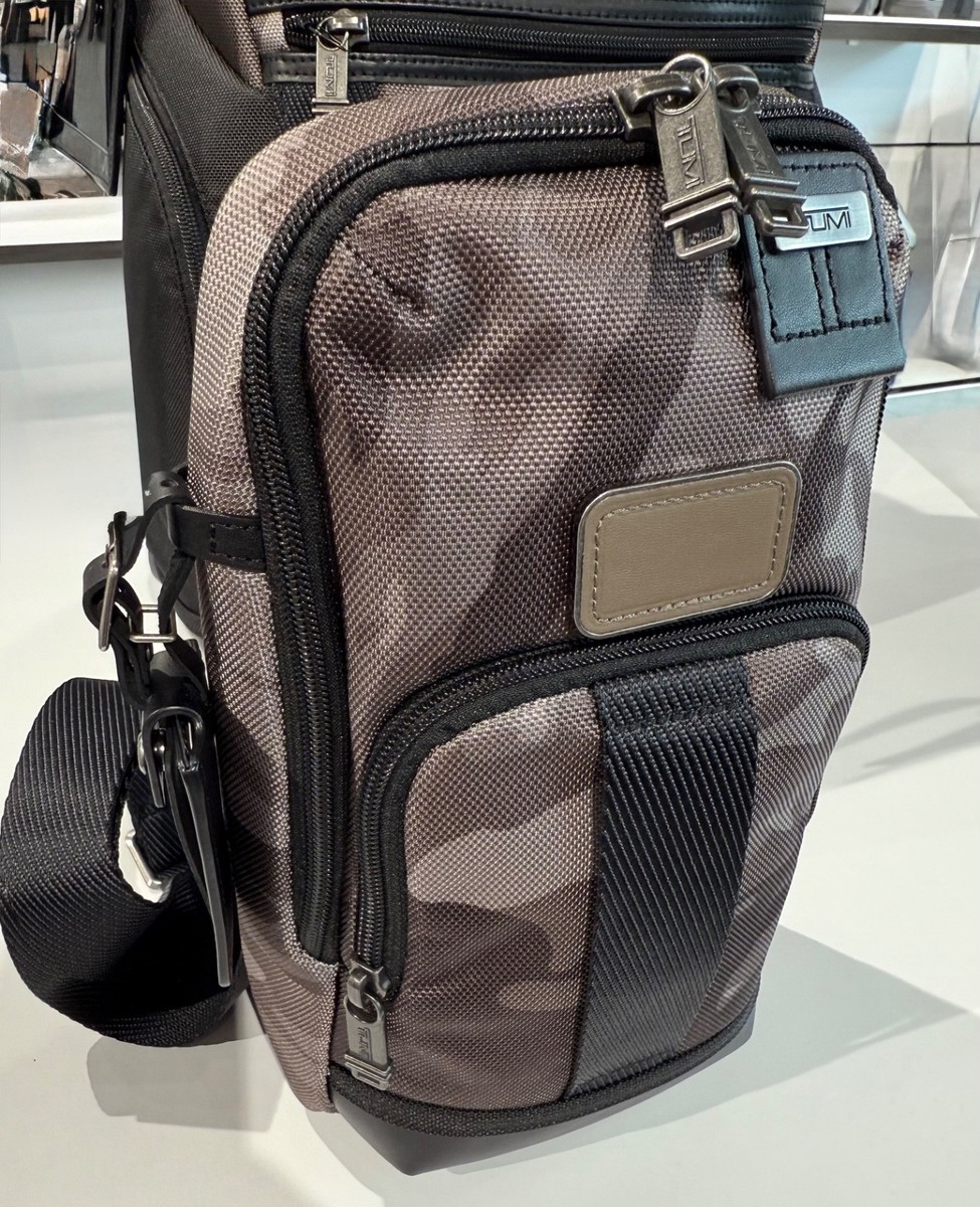 【新品】Tumi kelley sling Forest Kelley Sling | Tumi US