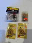 Woodland Scenics A2539 & (2) Art 60046 G Fireman Bill & Betsy Figure & (2) Clown — photo 1