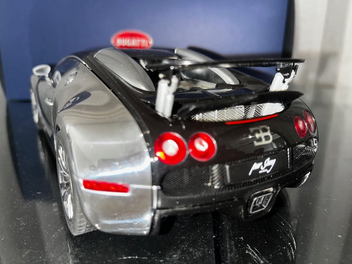 1/18 AUTOART BUGATTI VEYRON 16.4 PUR SANG CARBON / Polished