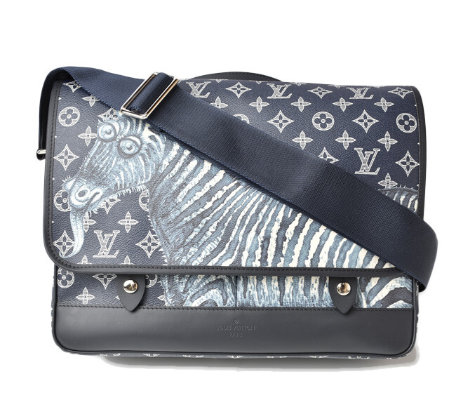 Louis Vuitton Shoulder Bag Men's LOUIS VUITTON Messenger GM