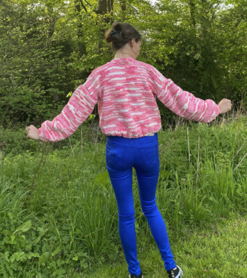 Grobstrickjacke groß Oversize Strick rosa weiß Mantel maßgeschneidert Handarbeit Designer