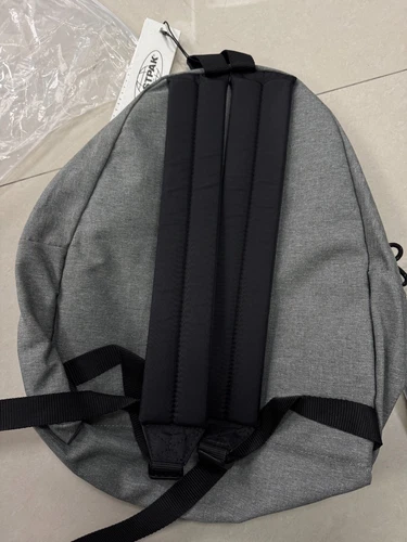 Grey EASTPAK Padded Pak'r EK620 Mens & Womens Backpacks Rucksack 24 Liter - Imagen 3 de 4