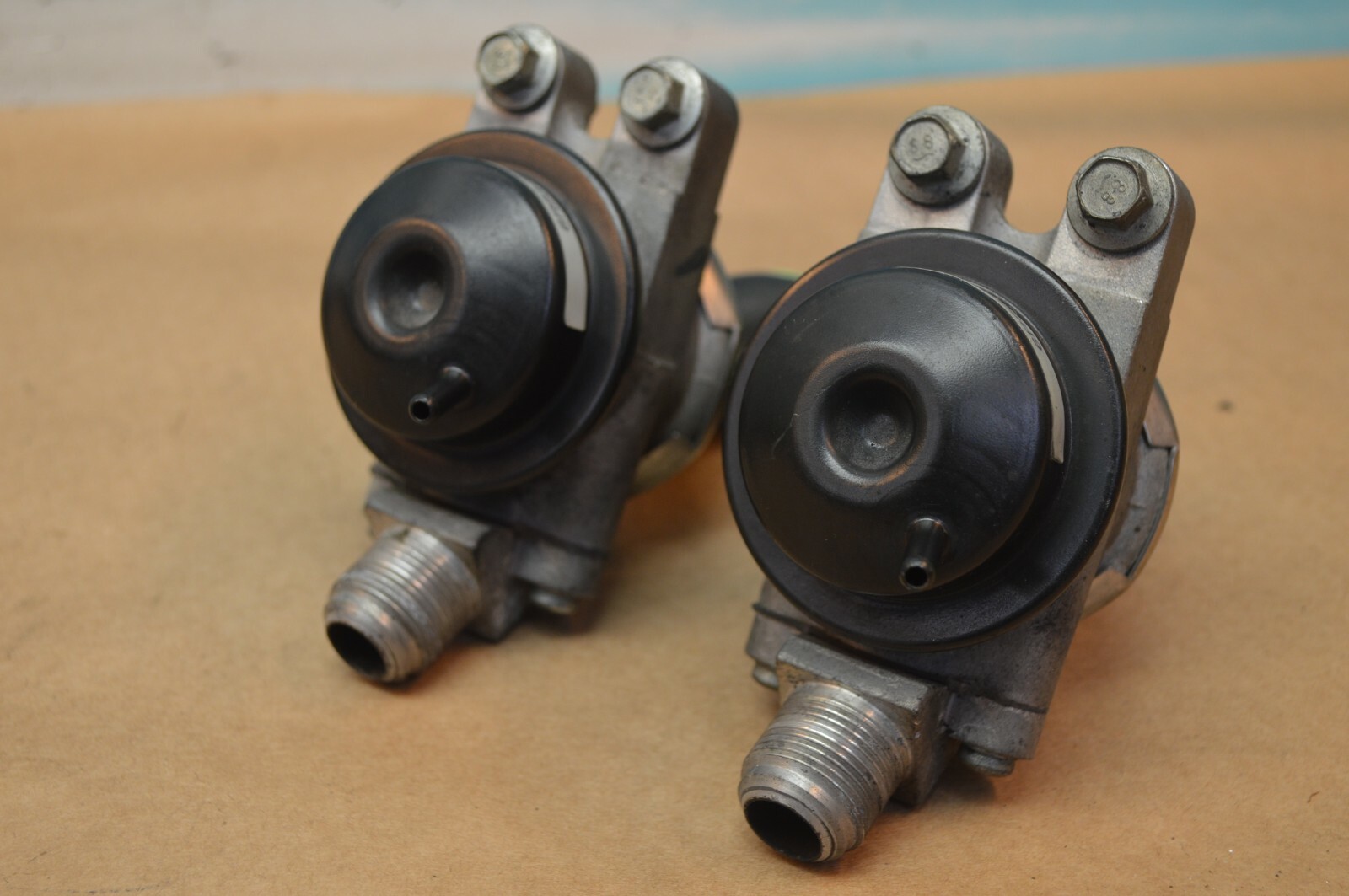 2009 ASTON MARTIN VANTAGE V8 EGR EXHAUST AIR PUMP PUMPS PAIR 6R839F491BC