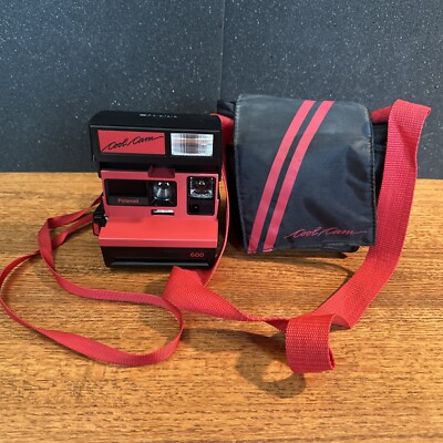 REAL! Polaroid 600 Cool Cam Red Instant Film Camera With Original Carry  Case