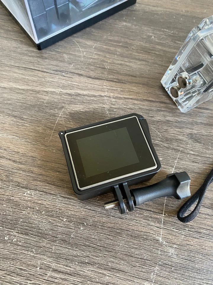 AEE Lyfe S72 Action Cam Camera HD 4K/15 fps WiFi Touch Screen Waterproof - Image 3 of 4