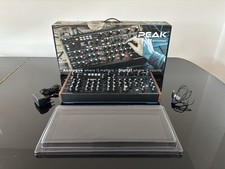 NOVATION PEAK, Desktop Synthesizer, mit Desks...