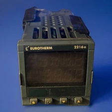 Eurotherm 2216E/CC/VH/XX/XX/XX/2XX/ENG Temp Controller. Used. Free Ship!     AH