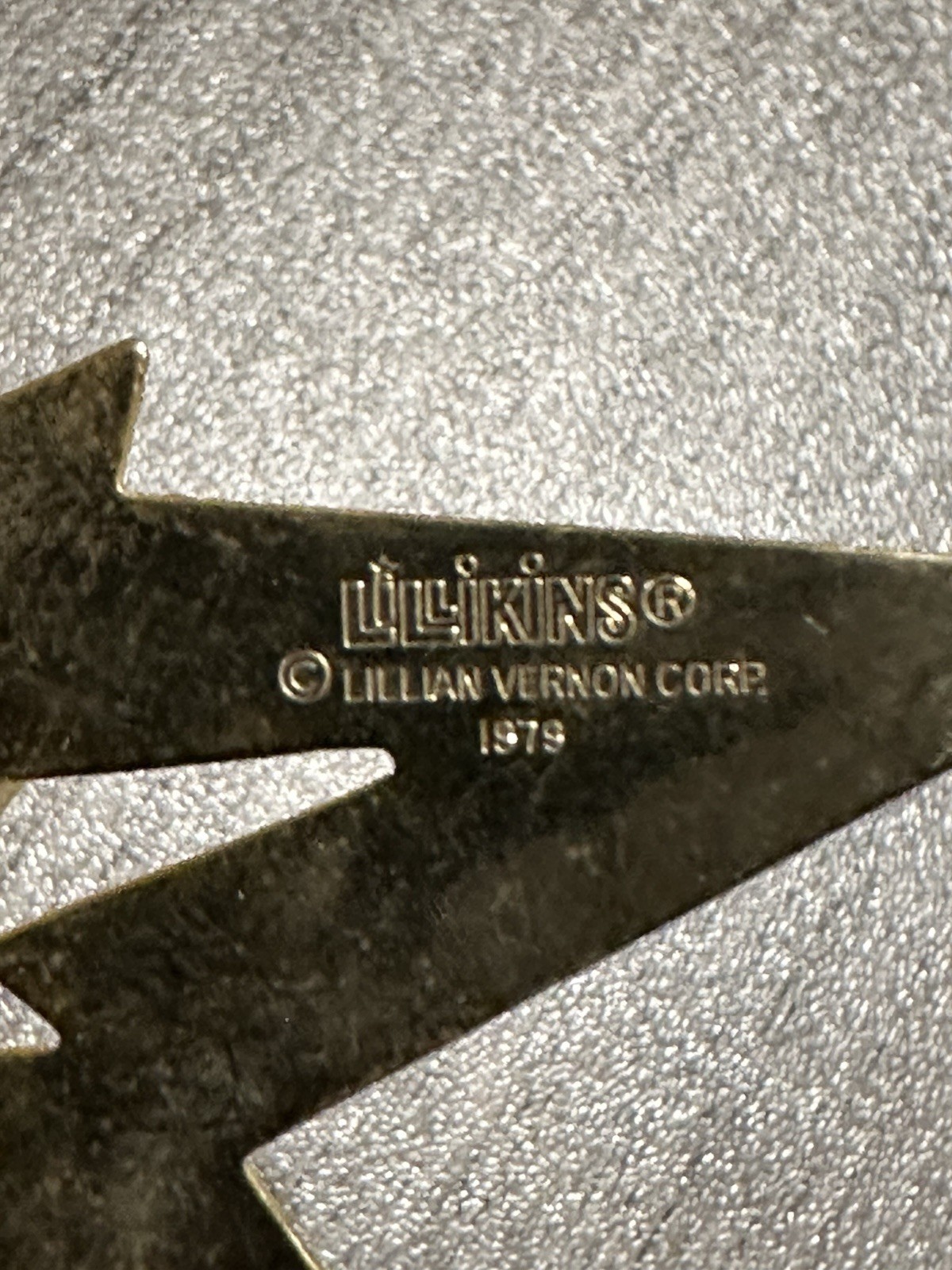 Vintage Lillikins Lillian Vernon 1979 Gold-tone Star Christmas Ornament