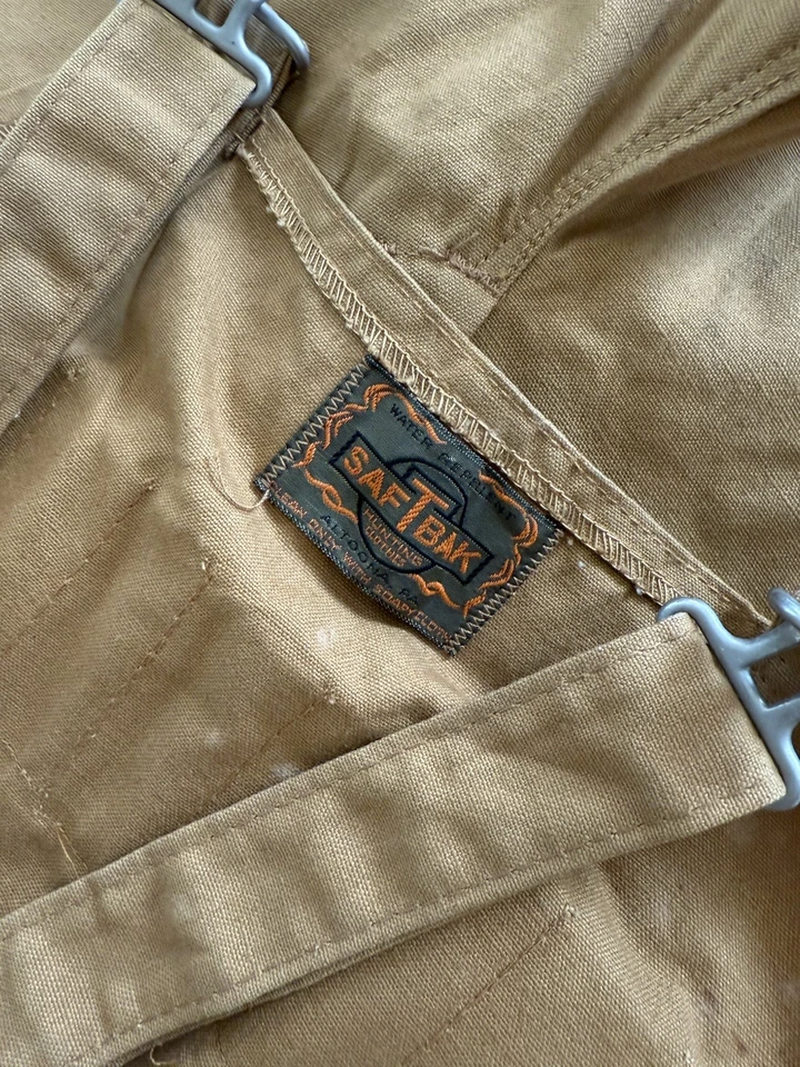 Vintage NWT 80s Saftbak Duck Canvas Hunting Overalls With Game Pouch Size Large - Image 4 of 4