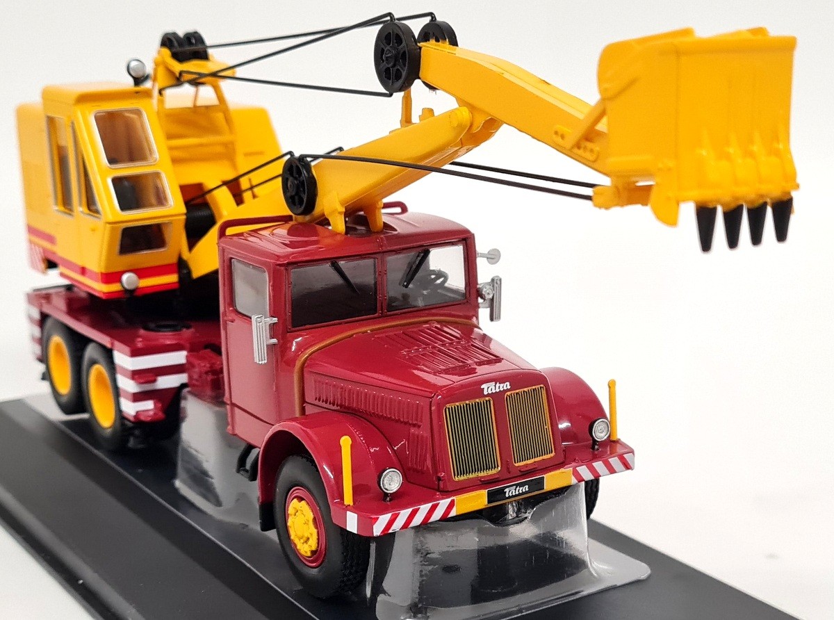 iXO 1/43 Tatra 111 D030 A With Excavator Red 1958 Diecast Scale Model Truck