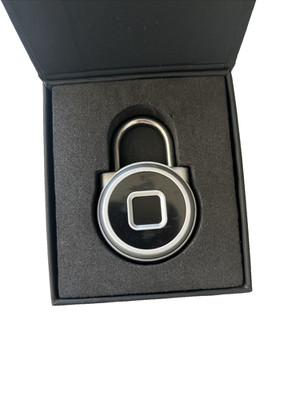 SCHULTZ Secure Shield Smart Padlock Finger Print Sensor USB Rechargable NEW