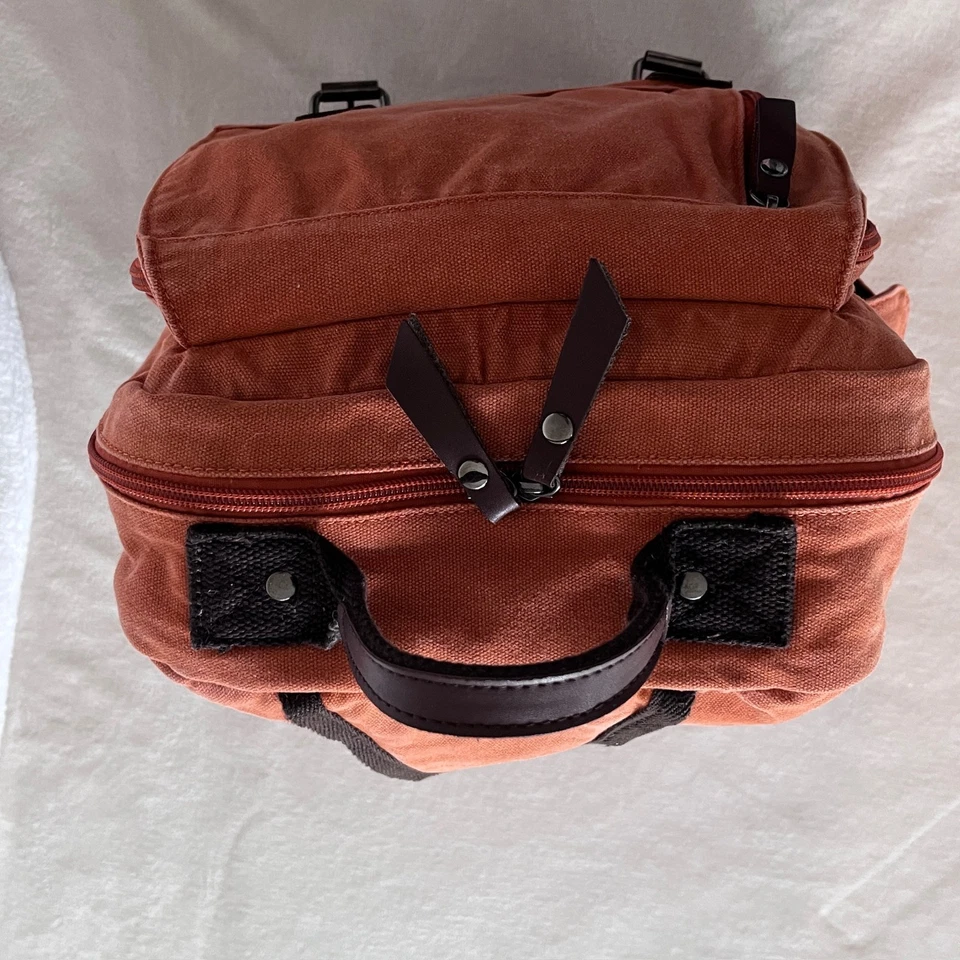 Mochila Bandolera Urbana de Lona con Detalle de Cuero PU Vegano Naranja Quemado Foto 4 de 4