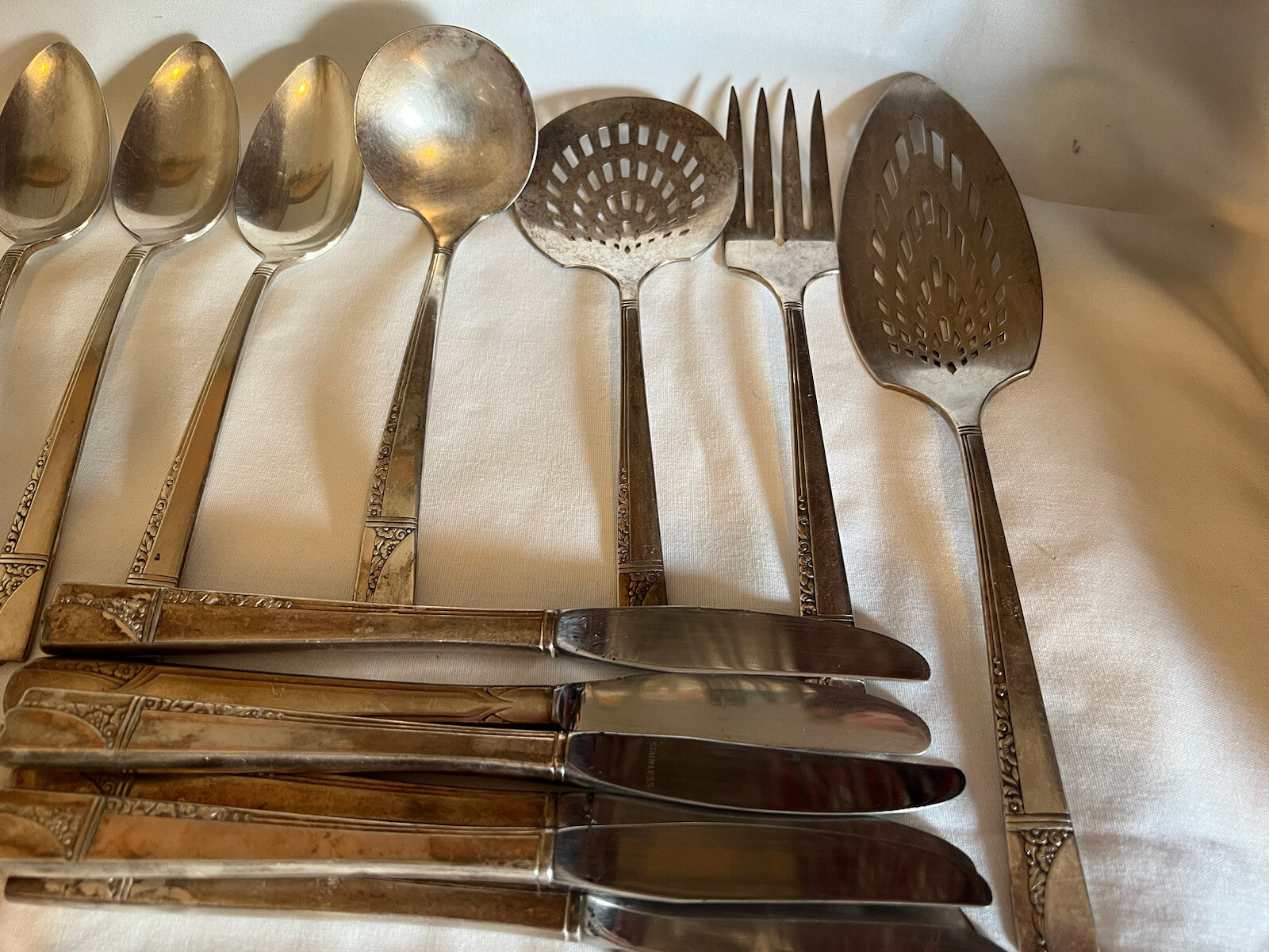 Vintage Caprice 40 pc Art Deco Nobility Plate Silverplate Flatware
